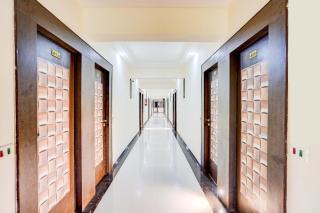 Collection O Infocity Metro Station Gandhinagar Formerly Hotel LLP - 4