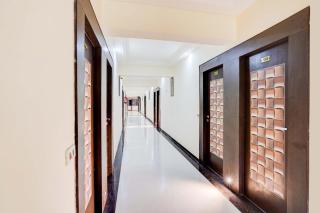 Collection O Infocity Metro Station Gandhinagar Formerly Hotel LLP - 5