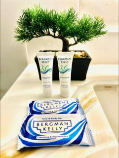 The Sleek Shelter - Milton - 7