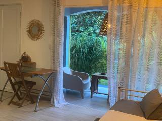 L'Isménia, Man Tann - 9