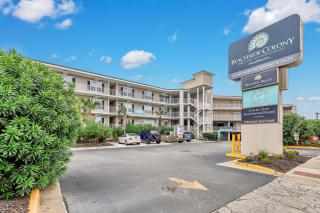 One Particular Harbor - 6