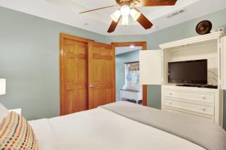 One Particular Harbor - 5