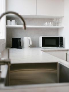 Prickly Pear Stays in Merewether - Ridge St - 2