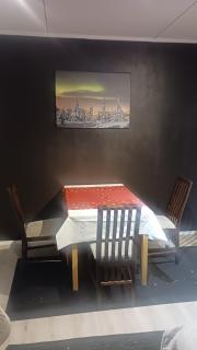 Cozy economy room for 2 persons at the shopping area - 3