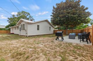 Pink Pearl By the Sea 6 Bedroom - 7