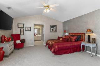 The Yellow House Kansas City - 2