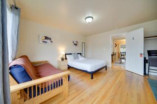 Walk to Othello Park and Light Rail Quiet Escape - 1