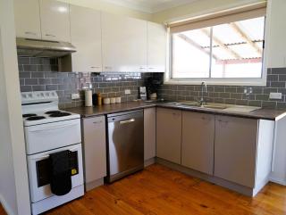 Denman Stay - Worker Friendly & Great Value - 6