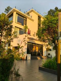 Fenghuang County Border Town Mountain Resort Homestay - 3