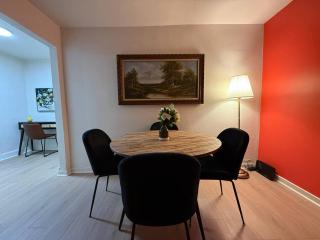 Lovely Vacation Home 2BR in MTL! - 1