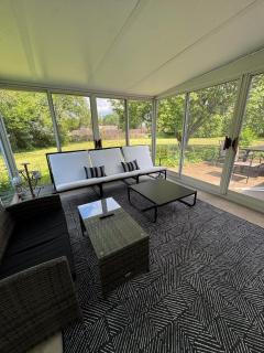 3BR Retreat near BrewDog, games, and lots of space - 2