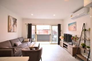 Large 2 Bedrooms Townhouse unit - 0