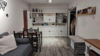 Departamento 2 ambientes céntrico con cochera - 2