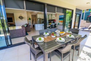 Baywatch unit 2 at 1770 - 8