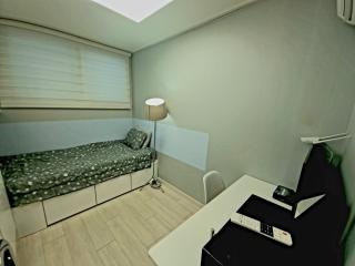 Bombay Residence SNU Nakseongdae Station - 1