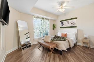 Boho Starlight Retreat mins from Lenox Mall - 9