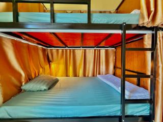 Loop Central Stay Tour & Motorbike Rental - 8