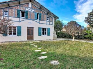 Villa spacieuse à Vieux-Boucau, 5 chambres, parking, animaux acceptés - FR-1-857-48 - 0