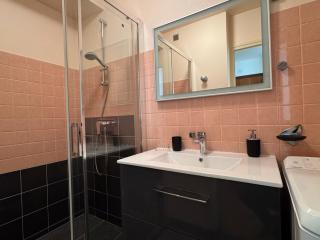 Grand studio lumineux avec balcon et WiFi, résidence avec piscine - FR-1-555-122 - 2