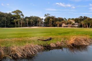 FW18: 18 Flyway Drive - 1