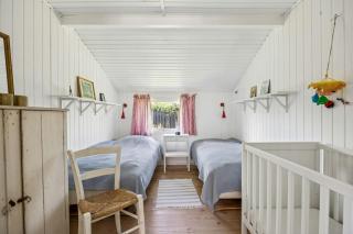 Traditional Black And White House Near Dråby Beach - 2