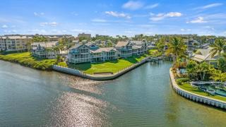 Bayside Escape - 1345 - 3