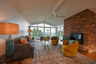 Vino Vista - Mid-Century Stunning Views w Deck - 4