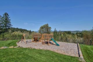 The Perch - Eola Hills Pet Friendly w Hot tub - 7