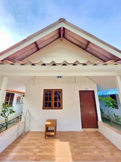 Sea To Moon Lipe - 9