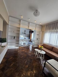 Spacious 2 BDRM in City Center - 3