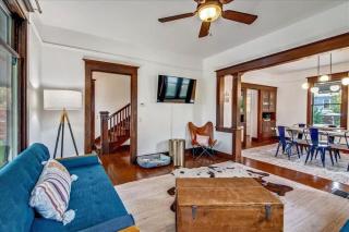 Vino e Vita Historic Pet-Friendly Home-EV Charger - 1