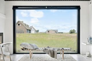 Untamed Nature And Stars In Tversted By Sea - 5