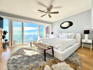 Malibu Waterfront Gallery with Private Beach Access - 9