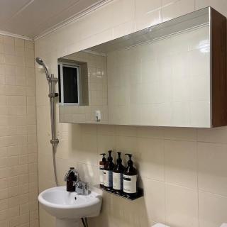 3 Rooms Private Sun Yudo Station 4 Minutes Dangsan Station 6 Minutes Hongdae Kimpo Airport Yeouido Yeongdeungpo-gu Hangang Park Sensational Accommodation 8 People Seoul - 2