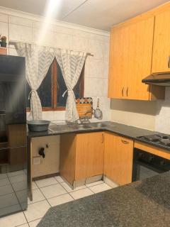 Chigs Cozy Apartment - 4