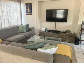 Chigs Cozy Apartment - 2