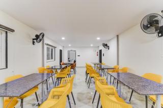 Super Townhouse OAK Owaisi Hospital Mailardevpally Formerly Tolkanti Arc - 3