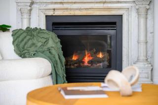 Elegant French Gem Rose Bay Escape Near BondiBeach - 6