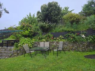 Hilltop Blue Sky House - 8