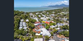Coconut Palms - In the Heart of Port Douglas & Near the Beach - 2