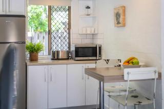 Bayshore Bungalow 6 - Oceanstays - 2