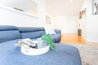 Spacious 3-Bedroom Apartment in Quiet CBD Location - 9