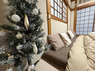 3LDK Entire house for rent 3 bedrooms, 2 toilets, and parking lot! Close to the station, Osaka Castle, and USJ! - 4