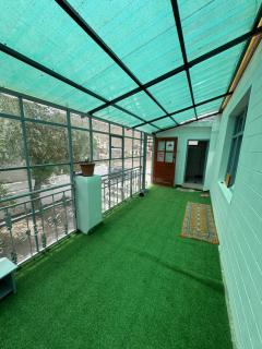 Karze Retreat - Kaza - 1