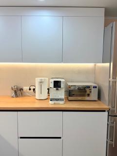 Cozy New CABIN HOSTEL Chisinau City Center - 7