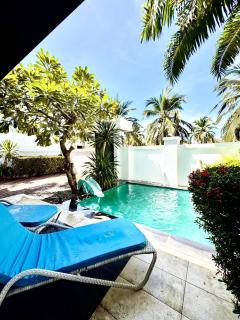 Pool Villa Karaoke Jomtien Pattaya - 9