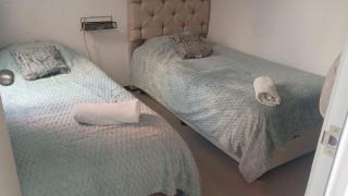 Exclusiva Casa con Alberca - 1