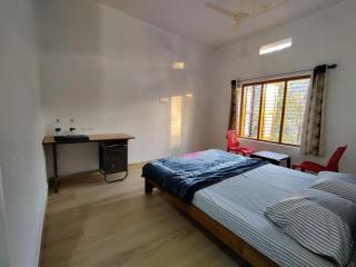 Santoor Homestay - 5