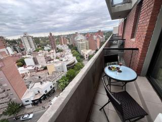 Departamento 1 dormitorio con Piscina y Gran Vista en Nueva Cordoba - Córdoba - 2