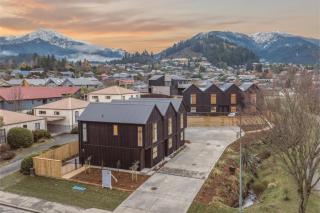 Hanmer Alpine Chalet - Hanmer Holiday Home - Hanmer Springs - 6